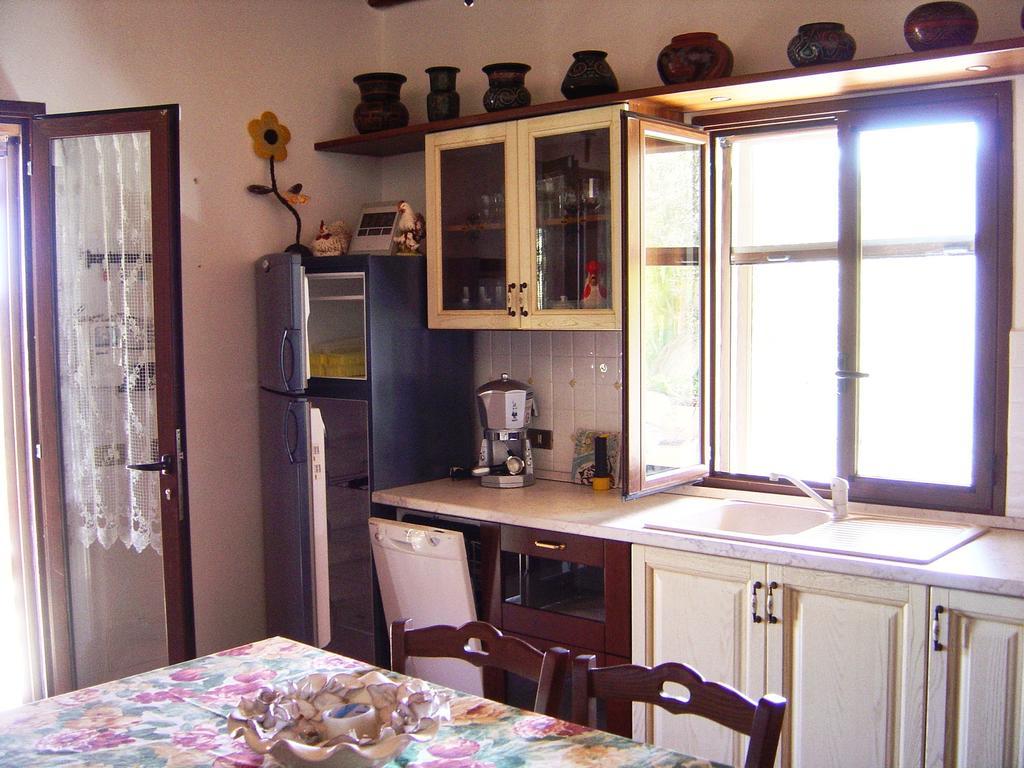 Ferienwohnung La Finestra Sulle Eolie Reitano  Zimmer foto