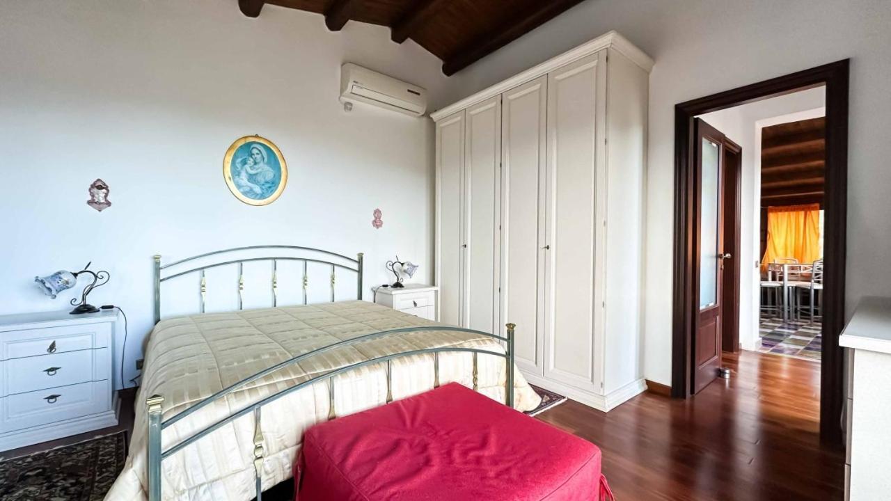 Ferienwohnung La Finestra Sulle Eolie Reitano  Exterior foto