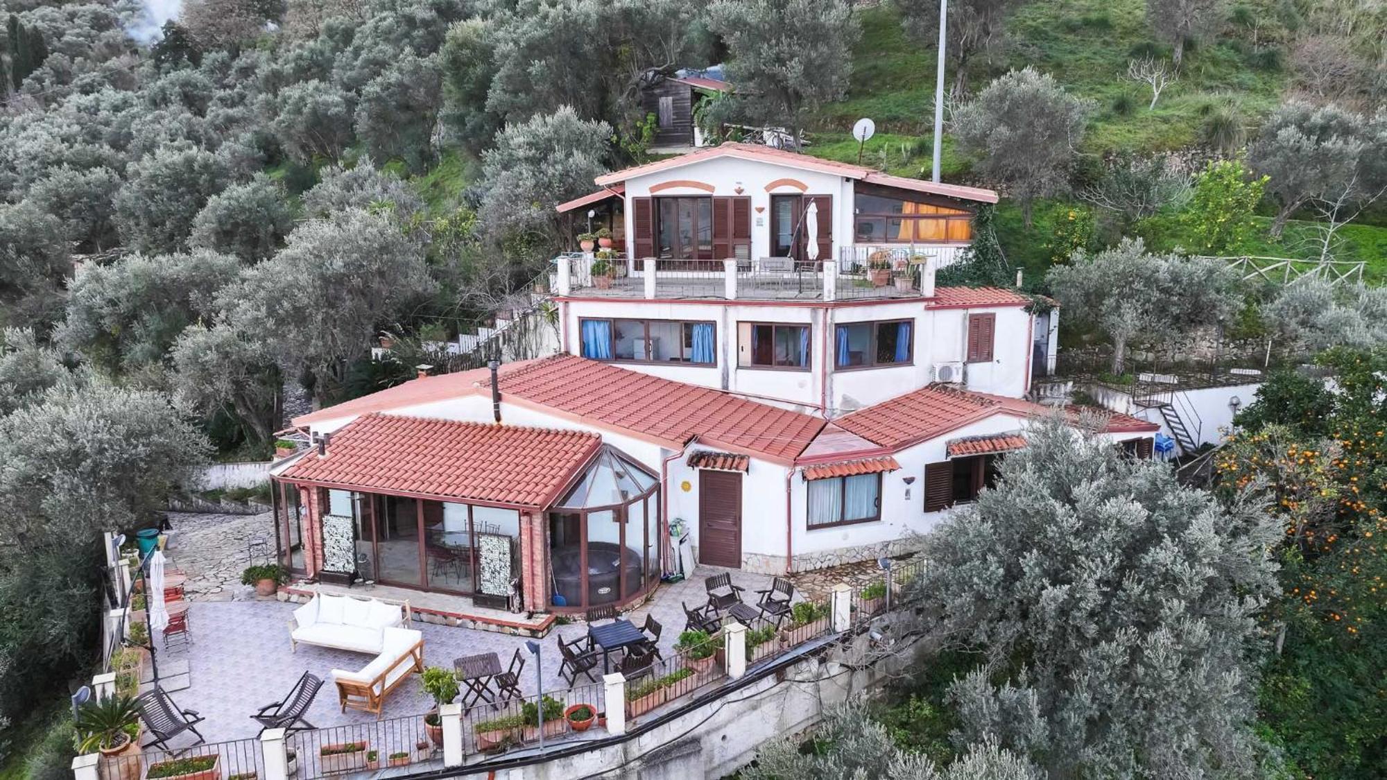 Ferienwohnung La Finestra Sulle Eolie Reitano  Exterior foto